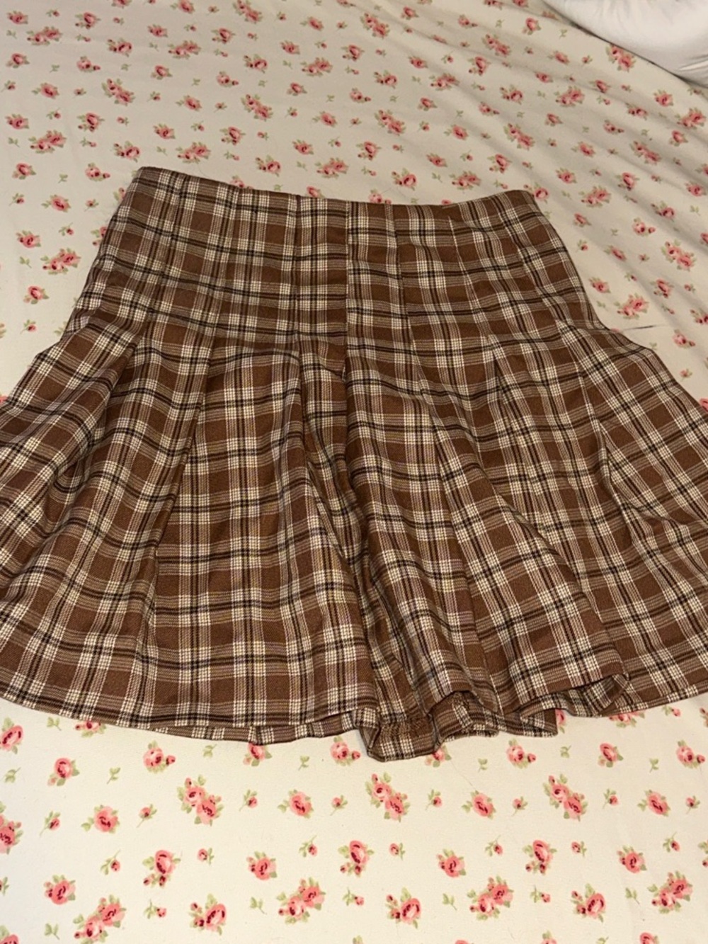H&M Brown & White Plaid Pleated Skater Skirt